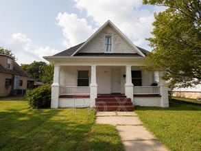 Building Photo - 2110 S Byers Ave