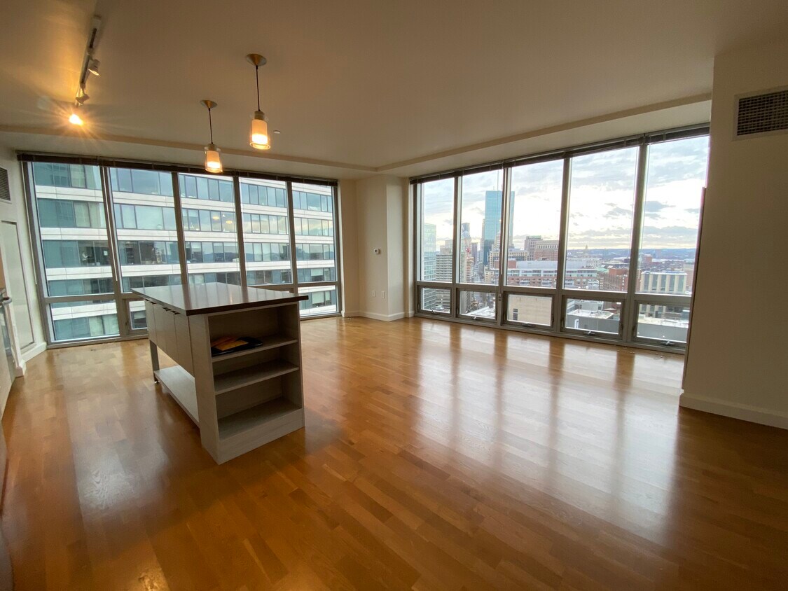 Foto principal - 667 Washington St