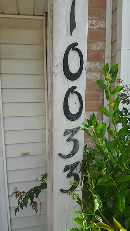 Foto del edificio - 10033 Spring Place Dr