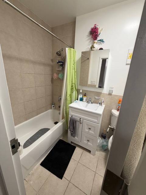 Foto del edificio - 749 Ocean Pkwy