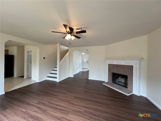 Building Photo - 2038 Castleberry Ridge