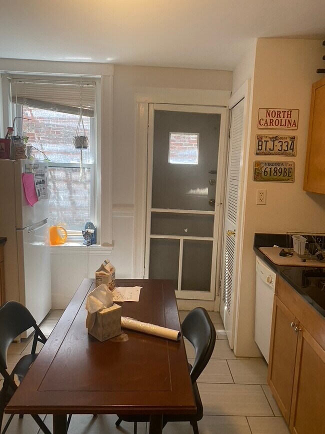 Foto del edificio - 221 Hanover St