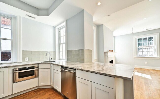 Foto del edificio - 1929 19th St NW