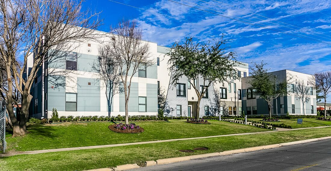 Primary Photo - Bennett Lofts