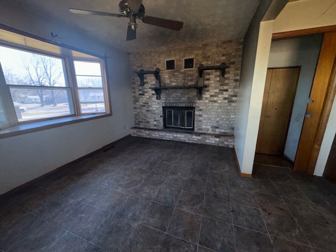 Foto principal - 3408 E 12th St