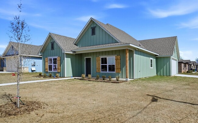 Building Photo - 309 Railroad Ave