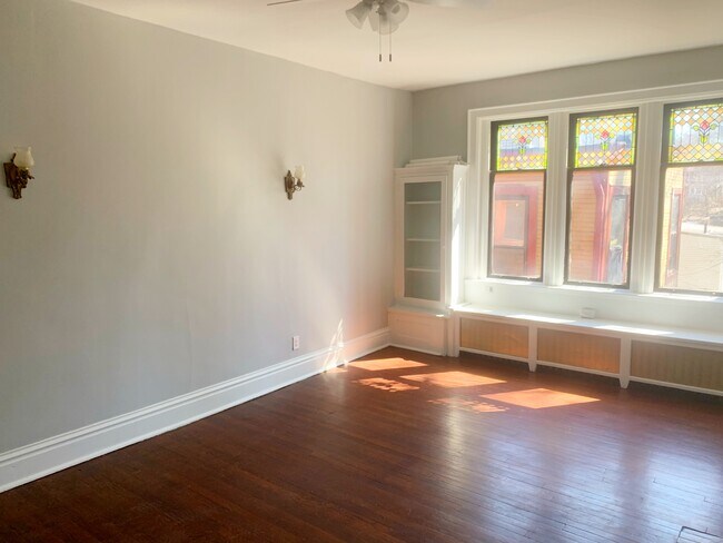 Foto del edificio - 5416 Bossart St