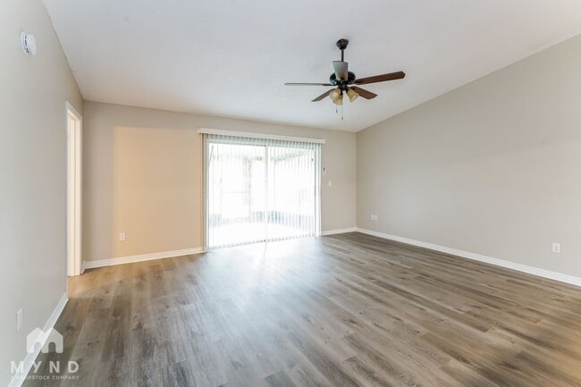 Building Photo - 14013 Fullerton Dr
