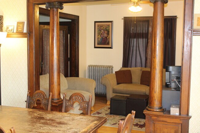 Living Room - 2926 Columbus Ave