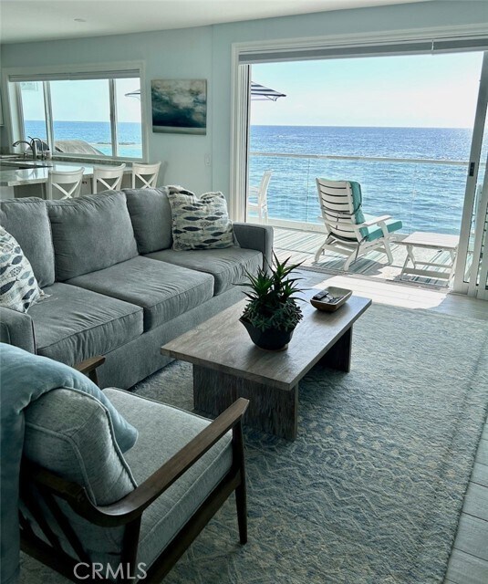Foto del edificio - 1249 Ocean Front
