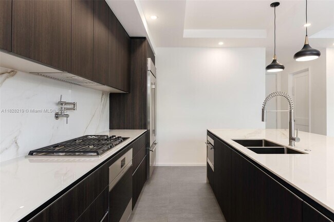 Building Photo - 7510 SW 100th St