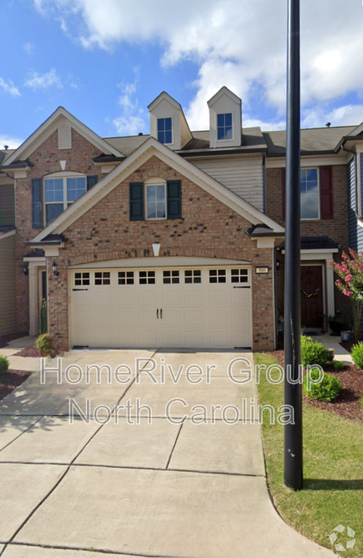 Building Photo - 509 Brier Crossings Loop
