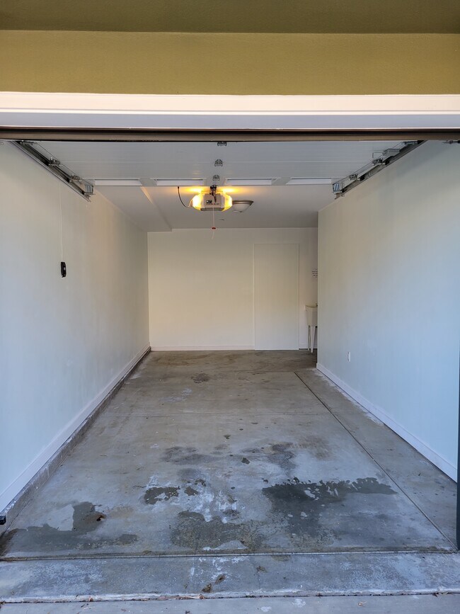 Foto del edificio - 613 4th Ln