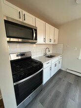 Building Photo - 59 E Park St