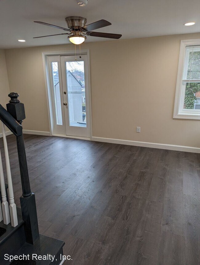 Foto del edificio - 3 br, 1 bath House - 465 N. Hanover St.