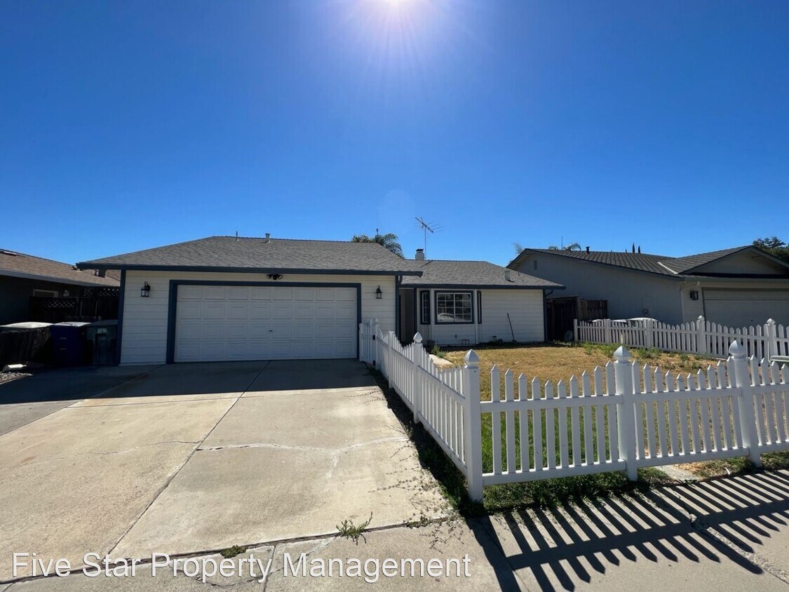 Primary Photo - 3 br, 2 bath House - 908 Chalone Dr