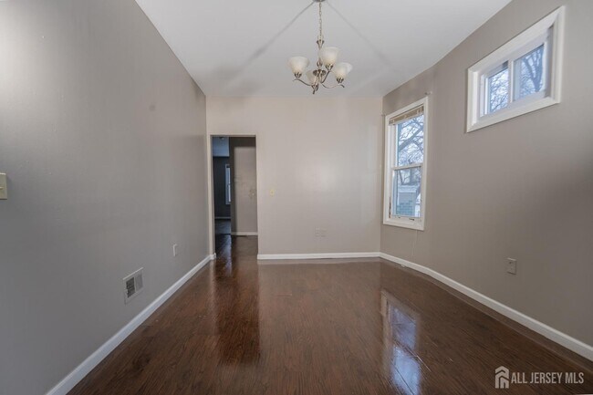 Foto del edificio - 296 N Clinton St