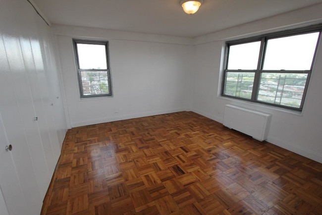 Building Photo - 12510 Queens Blvd