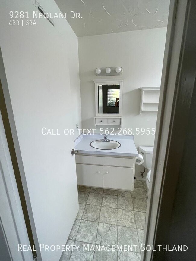 Building Photo - Ocean Close Single Story 4 Bedroom Home