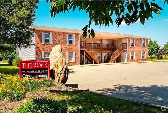 Building Photo - 1437 Sligo St