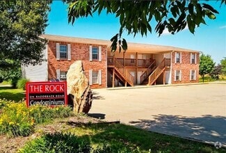 Building Photo - 1437 Sligo St