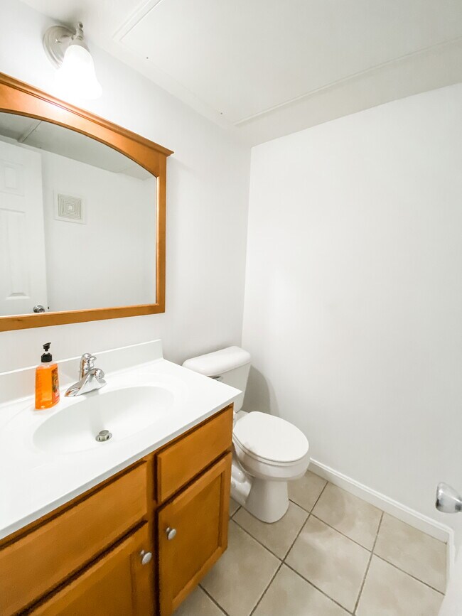 Foto del edificio - 4856 Westport Rd