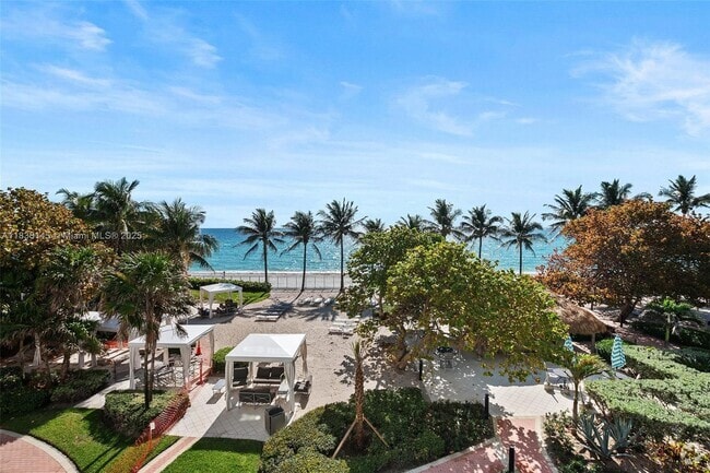 Building Photo - 3001 S Ocean Dr