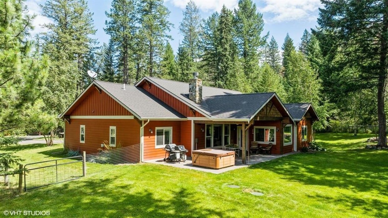 Foto principal - Stunning Columbia Falls Home w/horse pasture