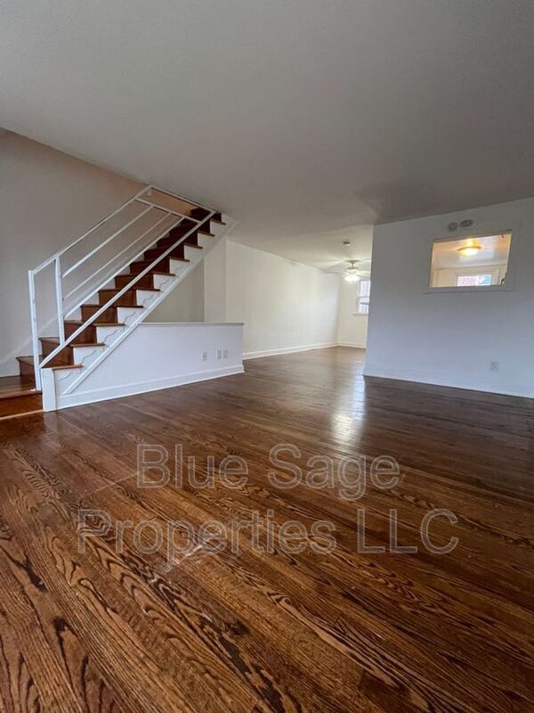 Foto del edificio - 229 Spruce St