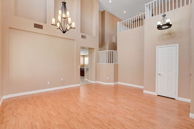 Building Photo - 3 BEDROOM 3 BATH 2-STORY HOME IN GUARD GAT...