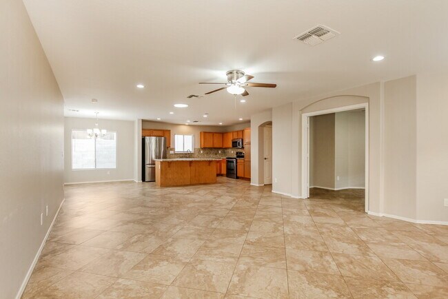 Foto del edificio - 12913 N 127th Ln