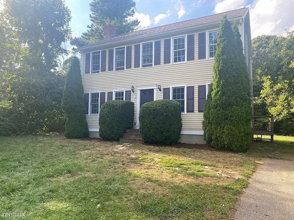 3 br, 1.5 bath House 27 Sachem Dr 1 House Rental in Bourne, MA