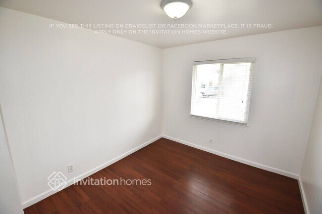 Foto del edificio - 6813 Weddigen Way