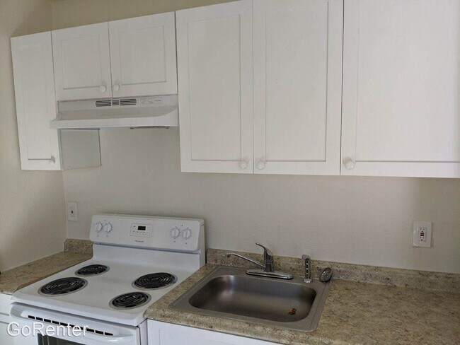 Foto del edificio - 2 br, 1 bath House - 2425 W Turney Ave #H