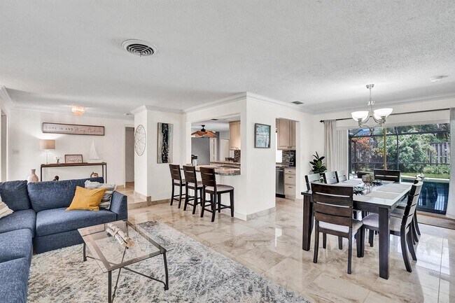 Foto del edificio - 4112 NE 21st Ave