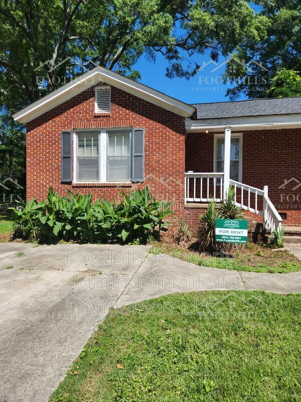 Foto principal - 105 Woodrow St