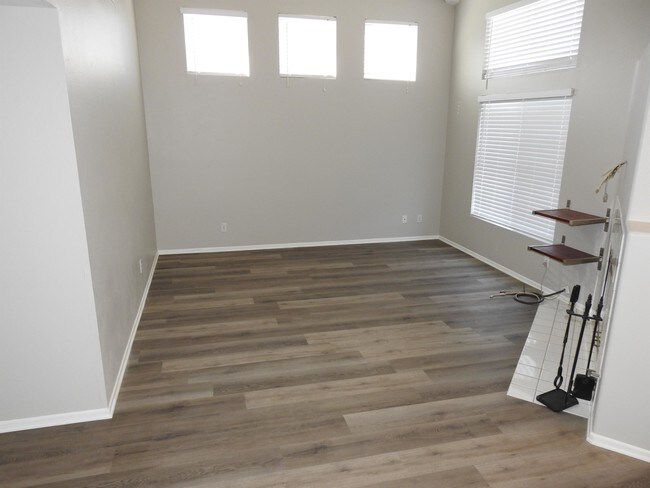 Building Photo - 2295 Indigo Hills Dr
