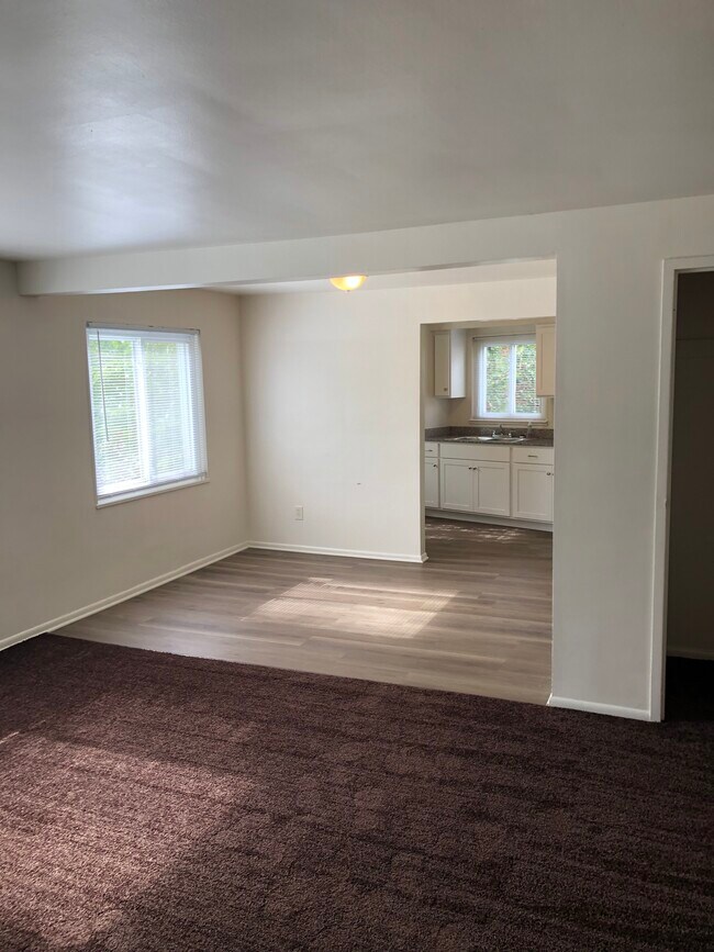 Rosemond Apartments Cleveland Heights, OH