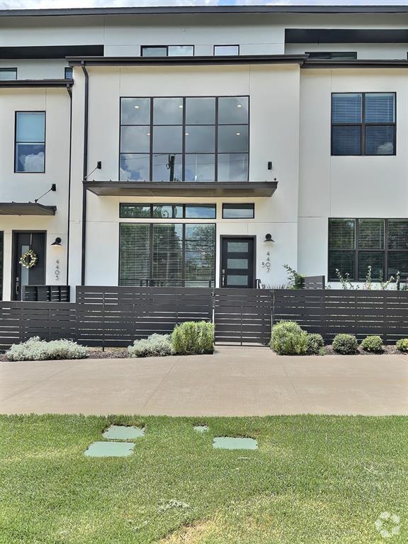 Building Photo - 4407 Grotto Dr