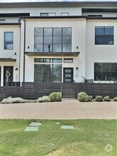 Building Photo - 4407 Grotto Dr
