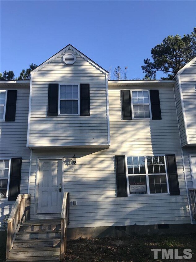 4204 Kaplan Dr, Raleigh, NC 27606 Townhome Rentals in Raleigh NC
