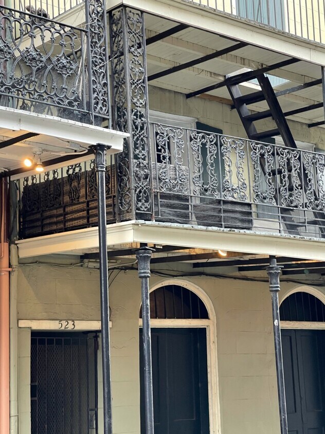 FQ LIVING at its best - 523 Saint Philip St