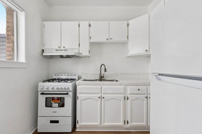 Plano de planta - 1220 S. Olive St.