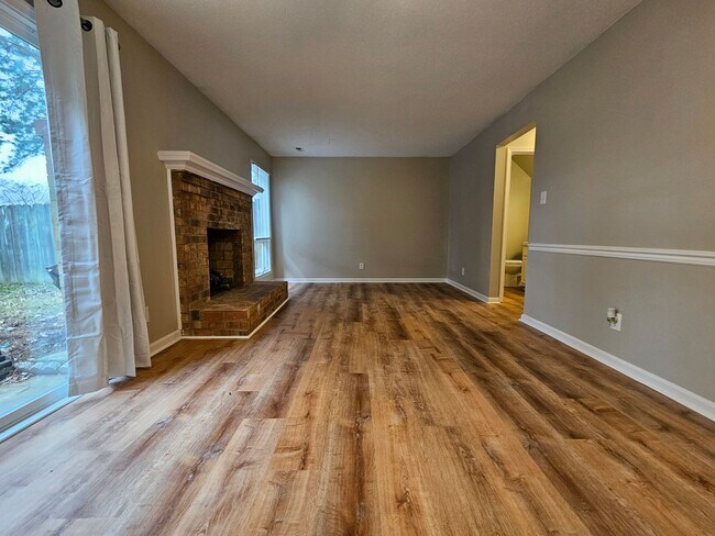 Building Photo - STONEBRIDGE LANDING