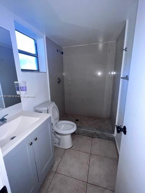 Foto del edificio - 702 Gardens Dr