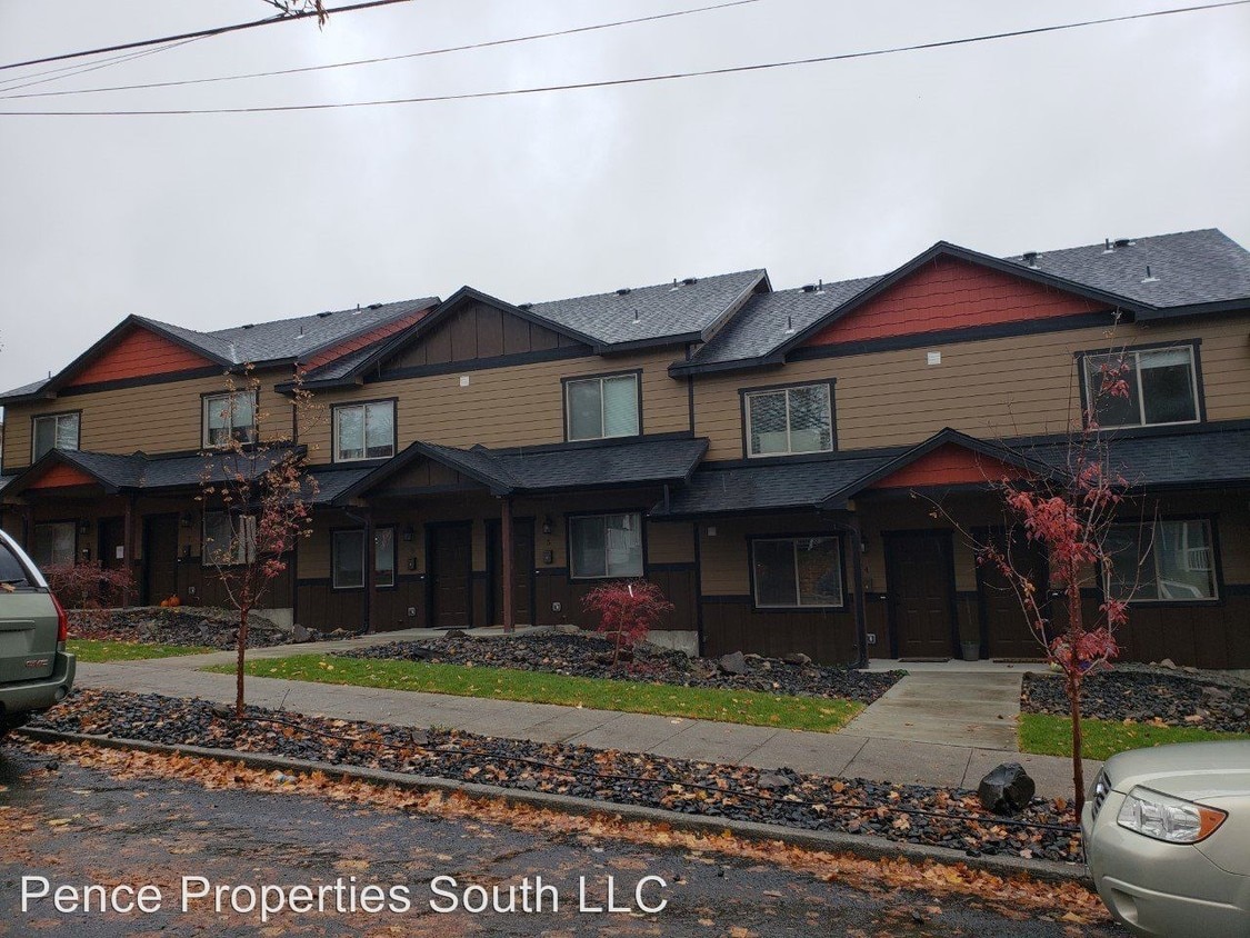 Primary Photo - 1122 E Celesta Ave