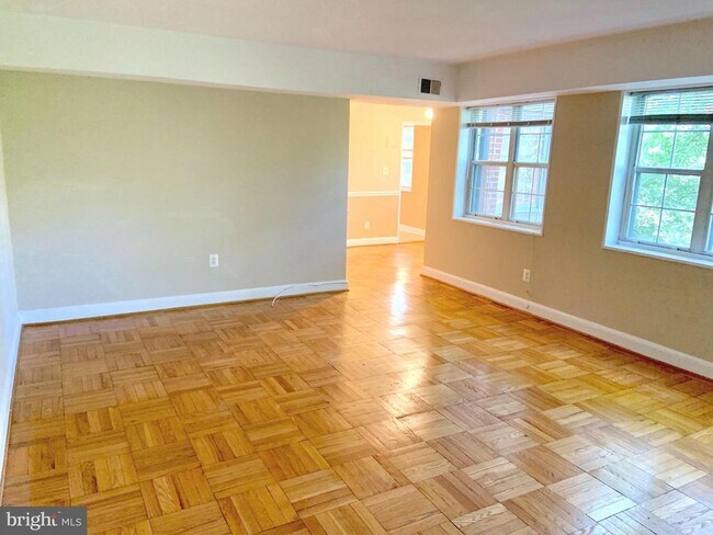 Foto del edificio - 1336 N Ode St