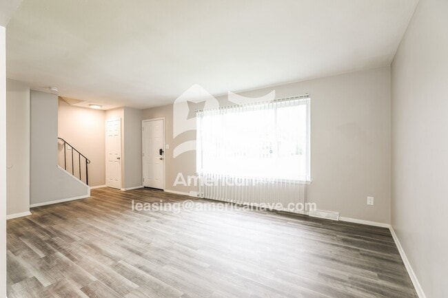 Building Photo - 3768 E 153rd St