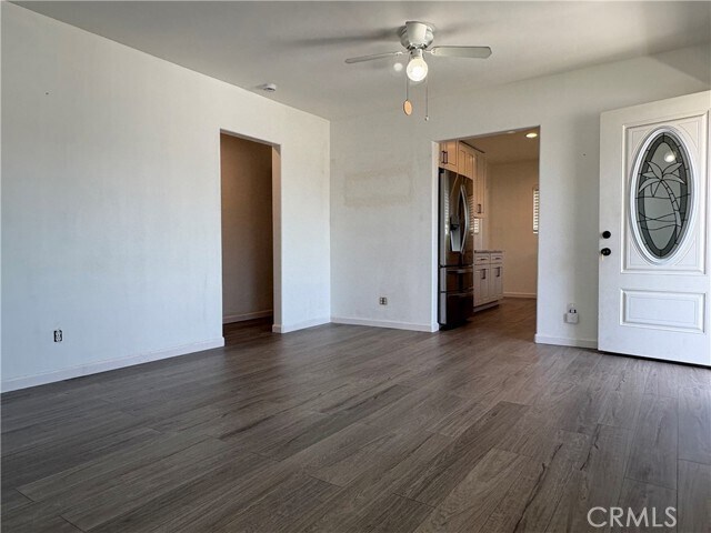 Foto del edificio - 5691 Vonnie Ln