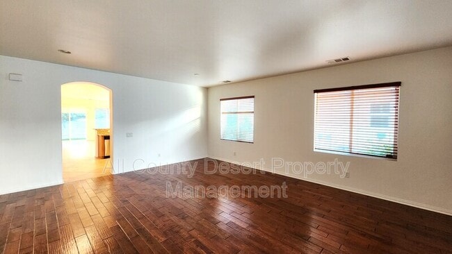 Building Photo - 49568 Minelli St